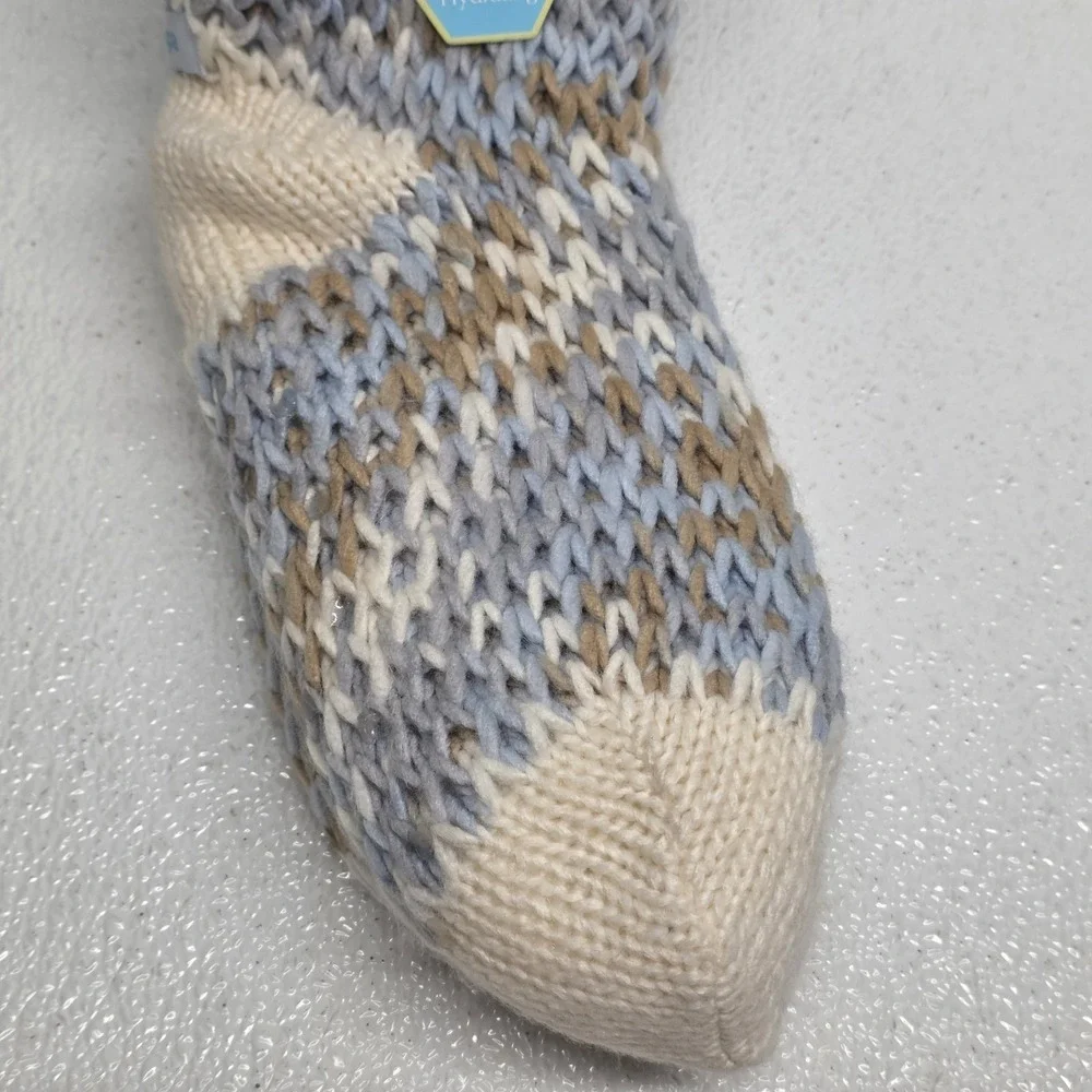 Bliss Spa Lounge Socks Womens 5-10 Blue Aloe Infused Sherpa Lined Slipper Socks